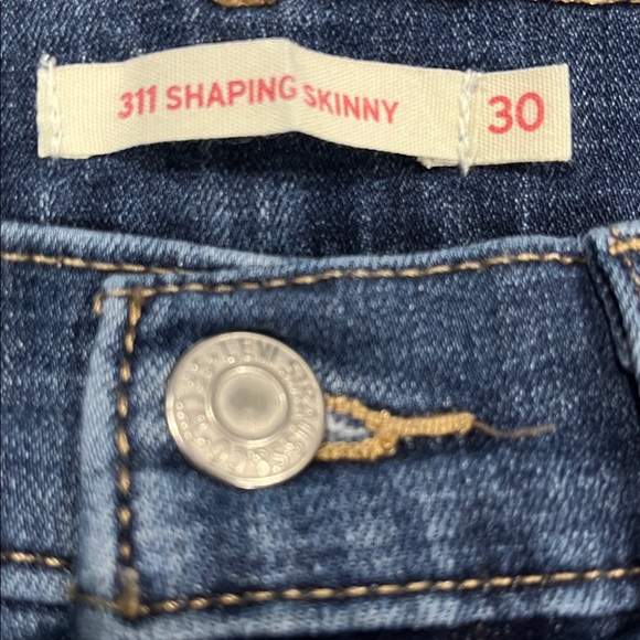 Levi’s 311 Shaping Skinny Jeans Women's Size 30 - Picture 4 of 4